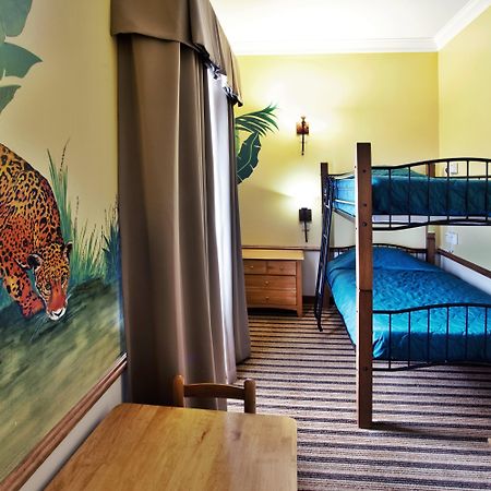 Holiday Inn Express Hotel & Suites Byron By Ihg Esterno foto