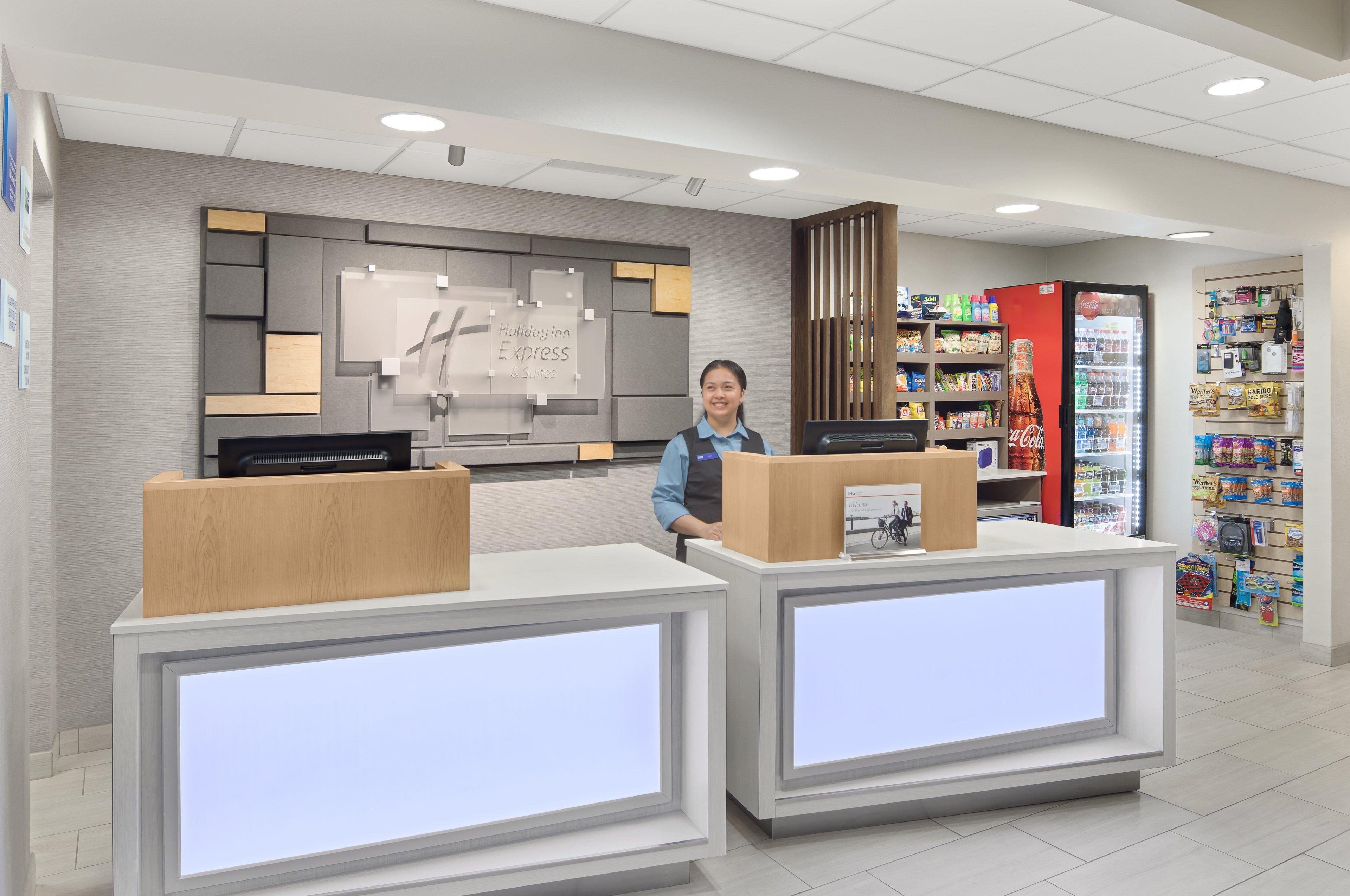 Holiday Inn Express Hotel & Suites Byron By Ihg Esterno foto