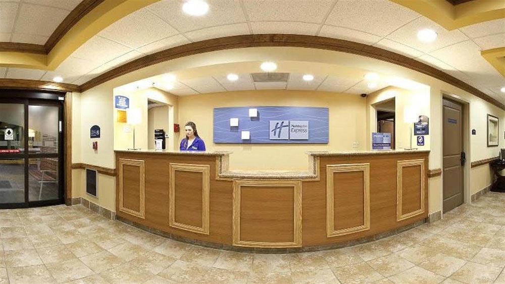Holiday Inn Express Hotel & Suites Byron By Ihg Esterno foto