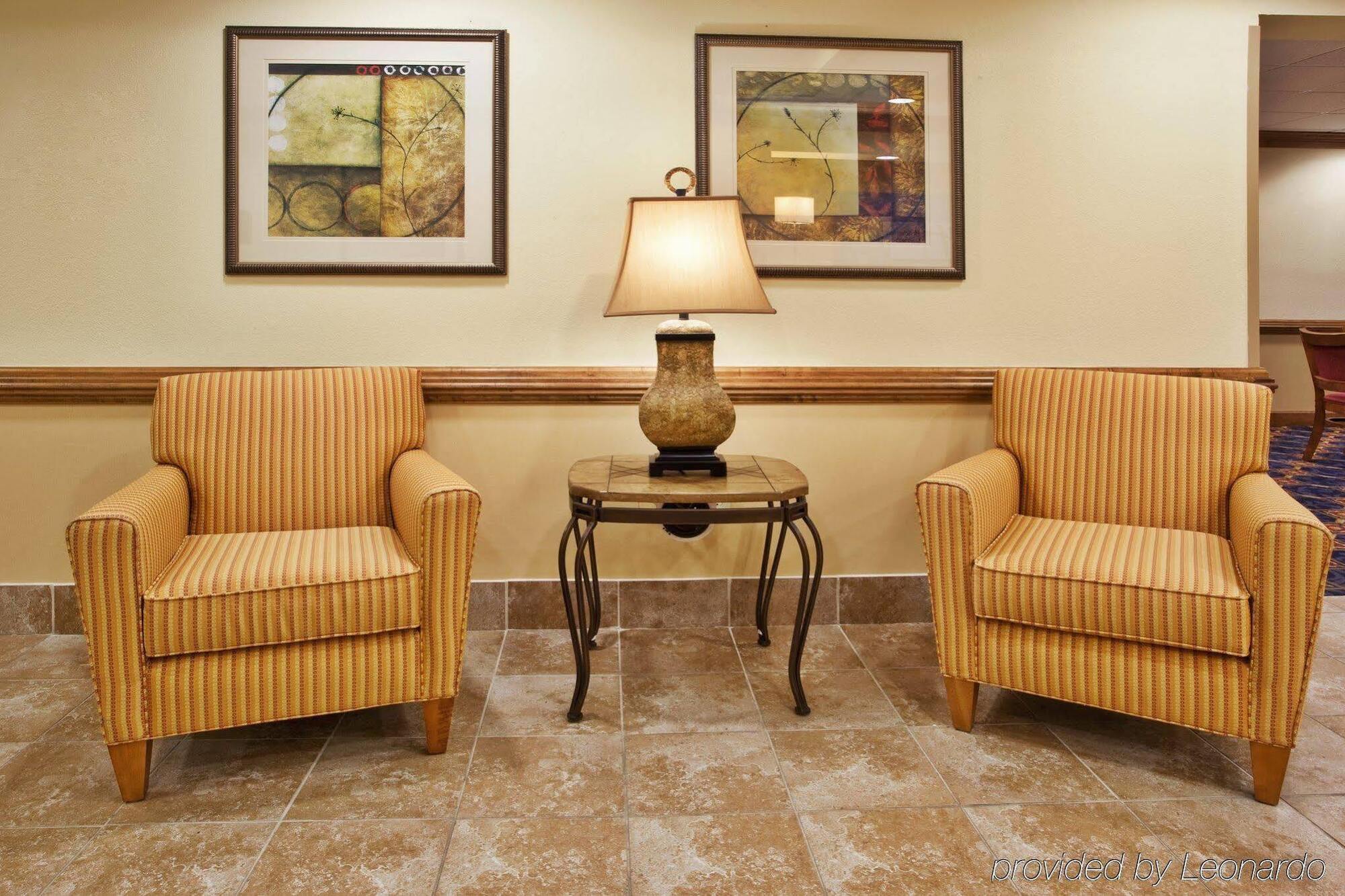 Holiday Inn Express Hotel & Suites Byron By Ihg Esterno foto